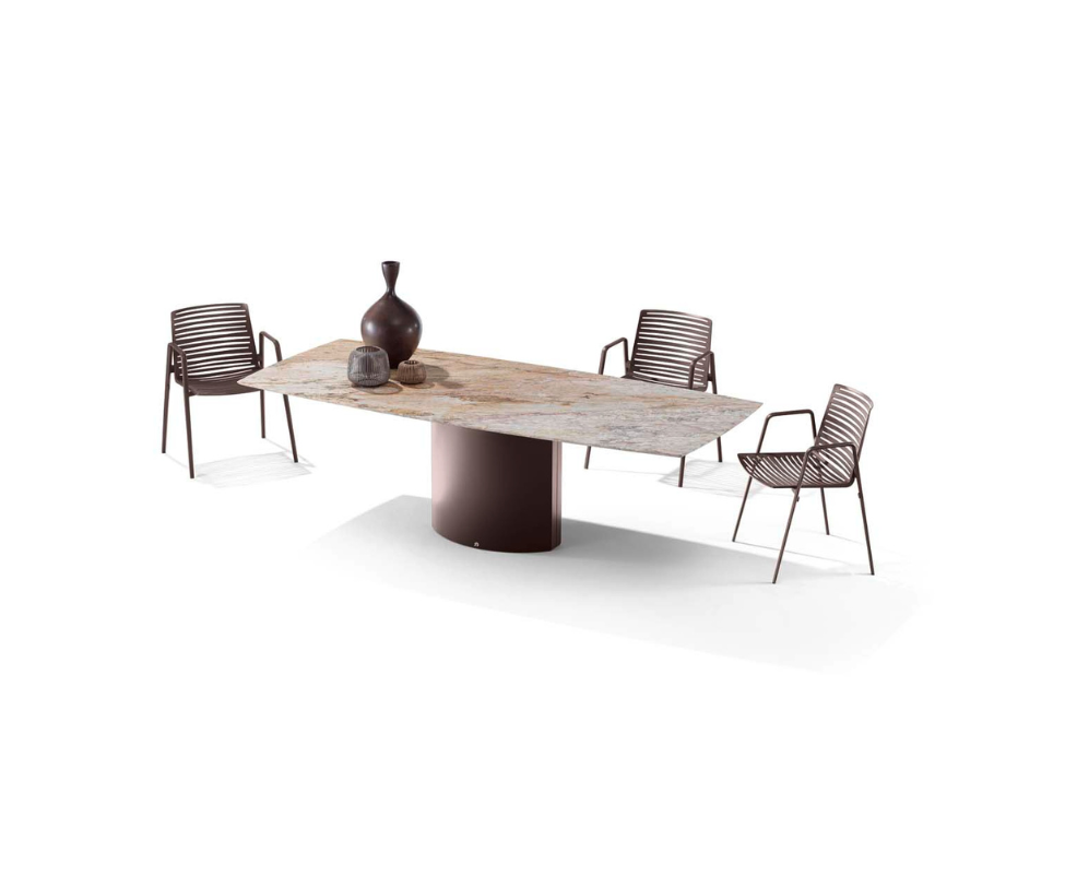 Draenert, Adler Outdoor Dining Table