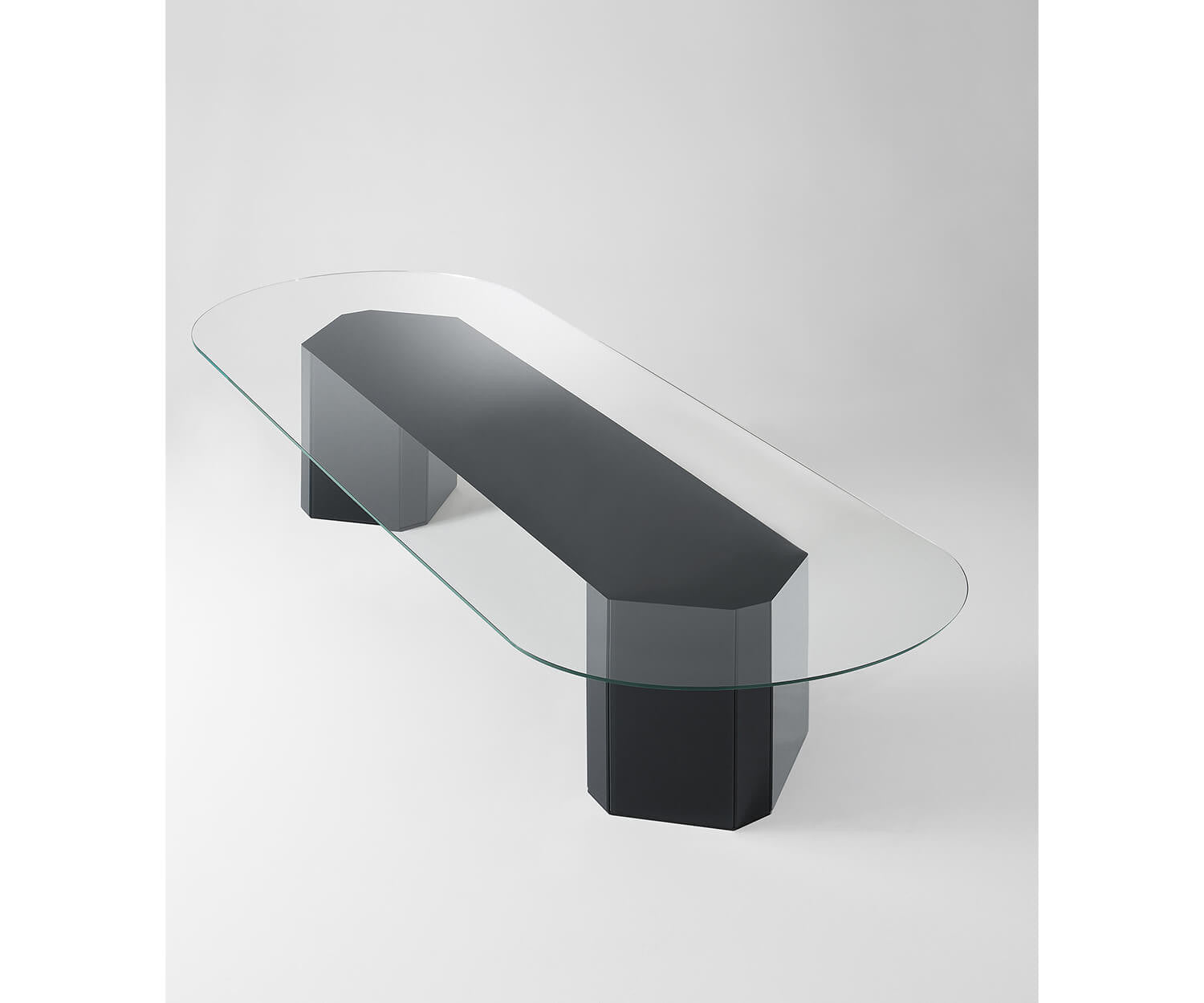 Gallotti&Radice, Akim Table