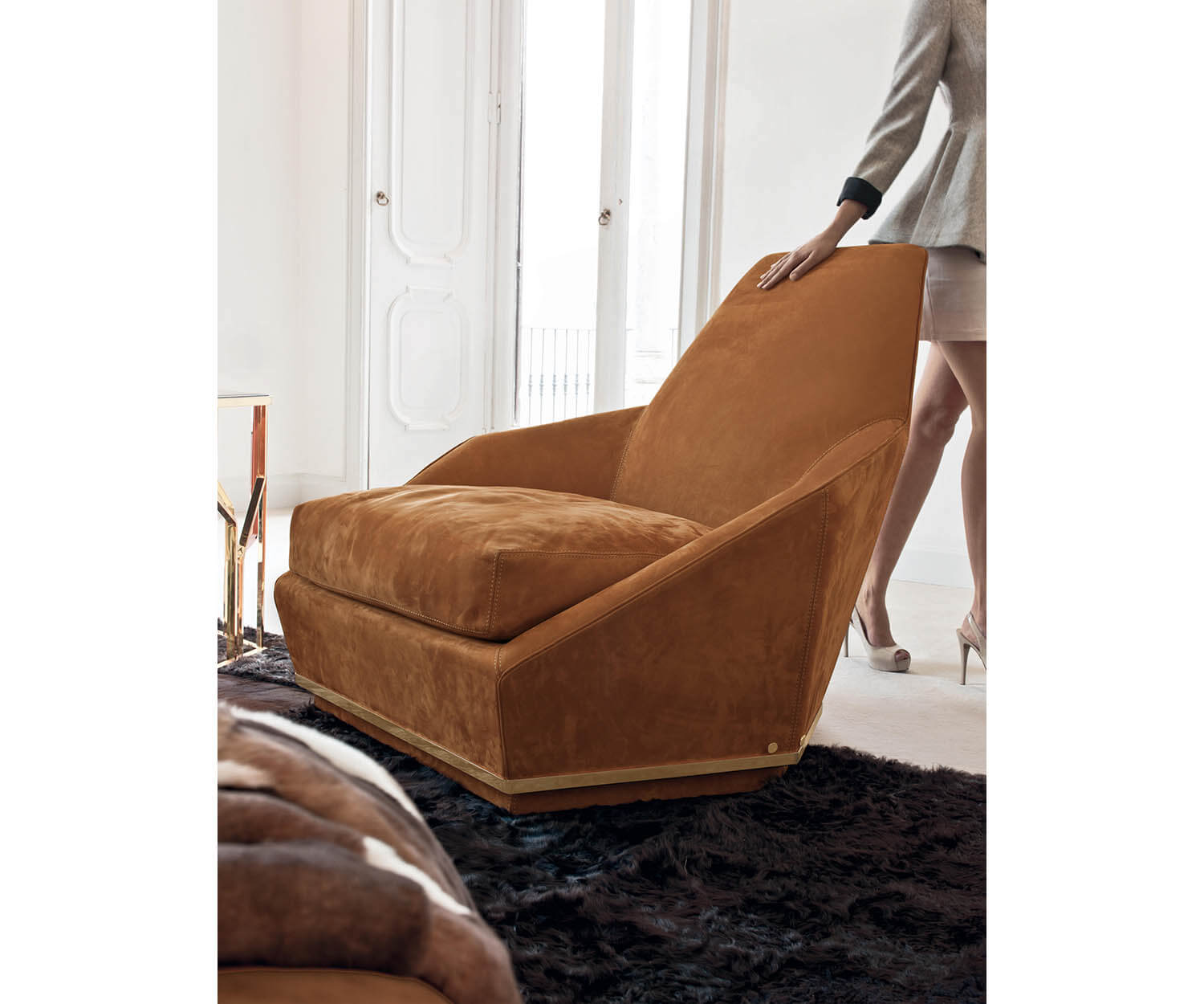 Longhi, Aoyama Armchair