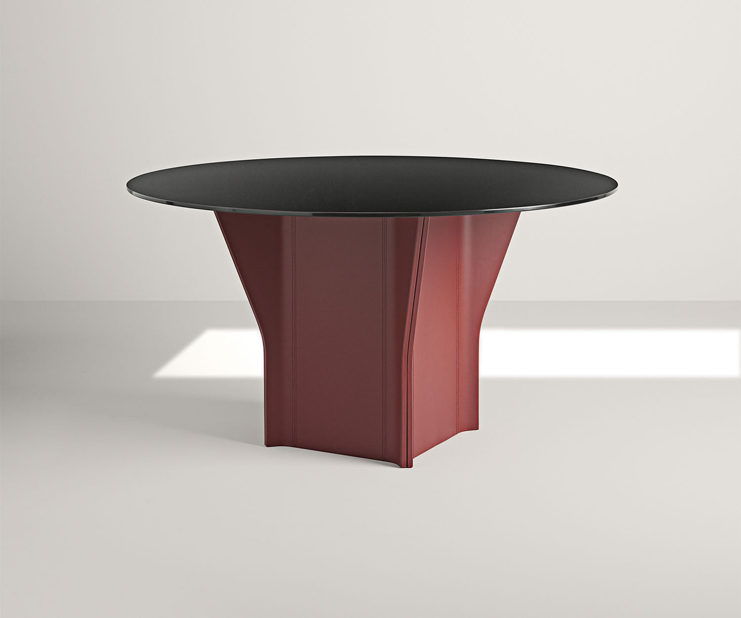 Frag, Argor 140 Dining Table