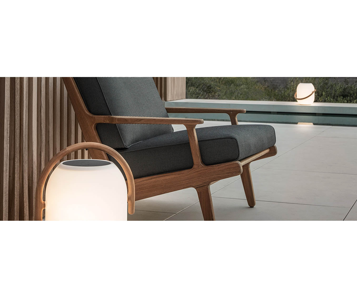 Gloster, Bay Lounge Chair