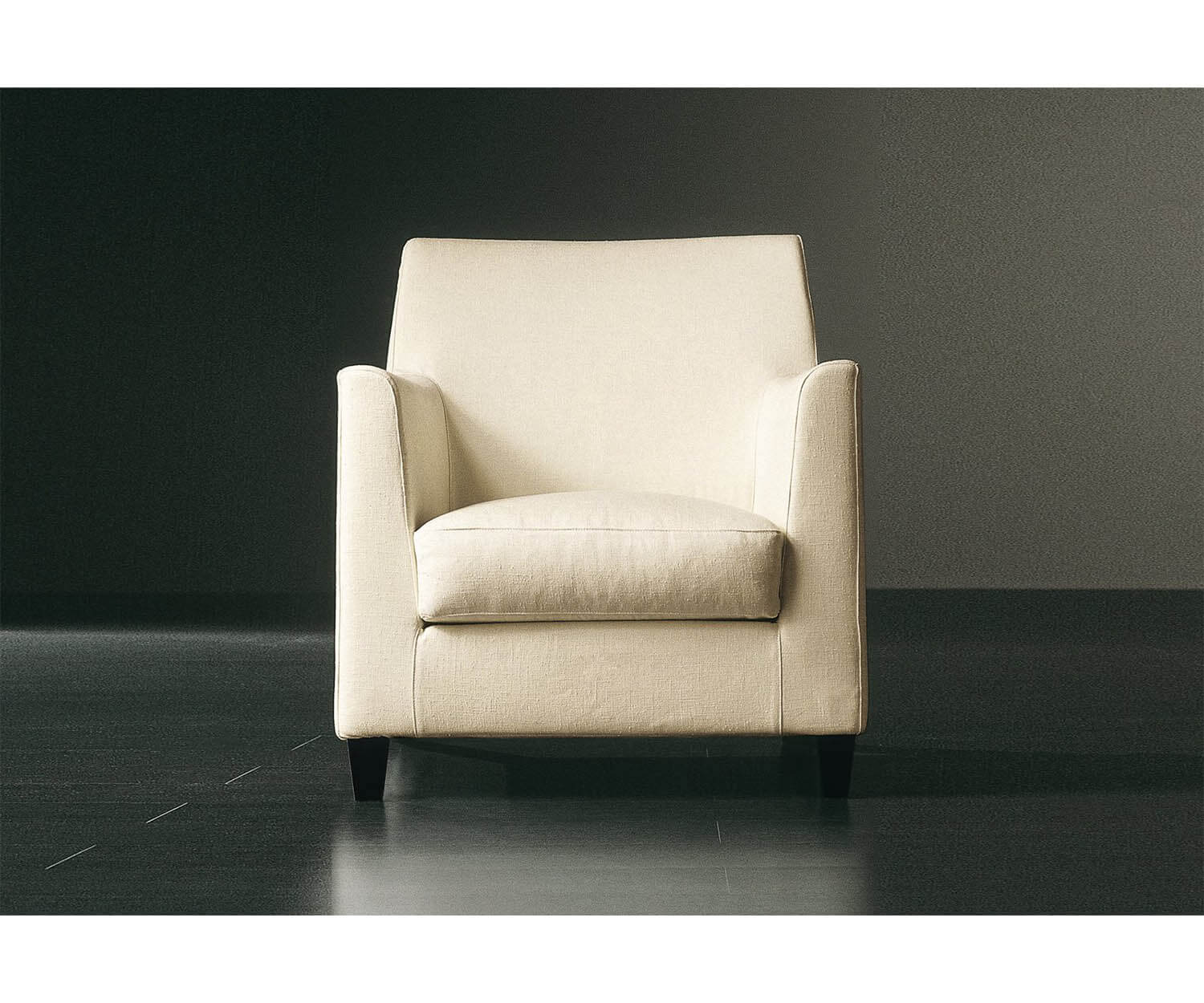 Meridiani, Bisse Armchair