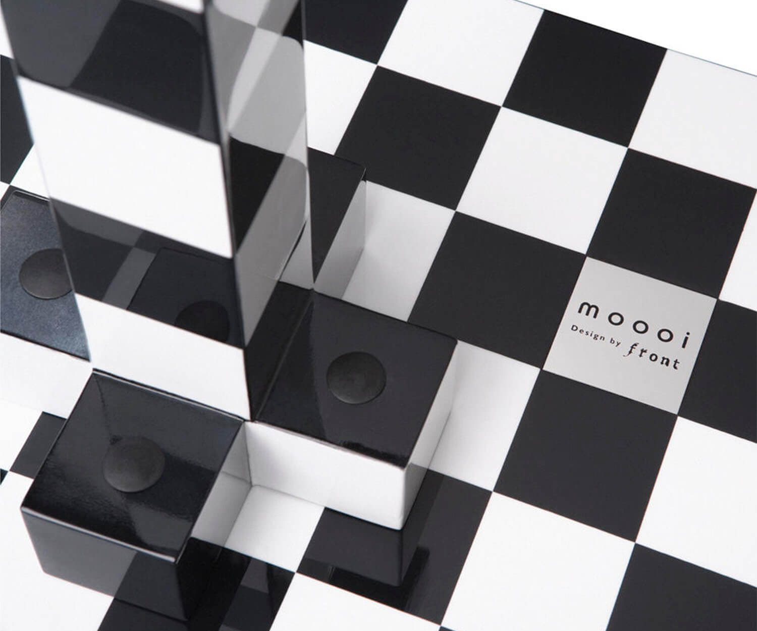 Moooi, Chess Side Table