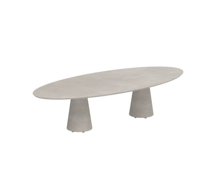 Royal Botania, Conix Oval Concrete Table