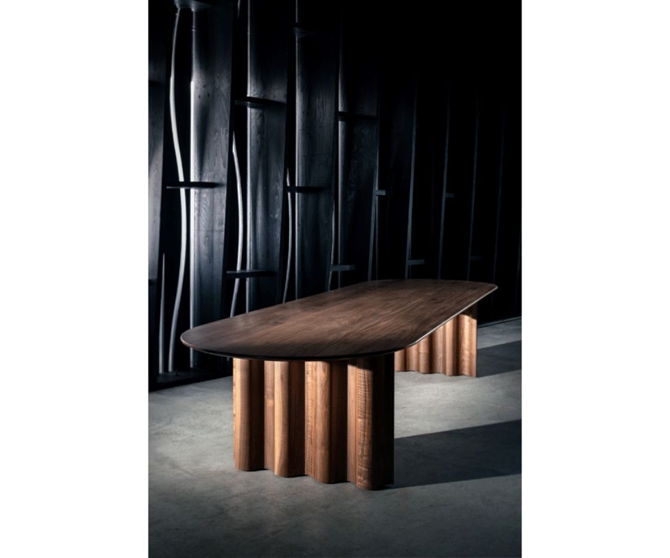 Zeitraum, Curtain Table