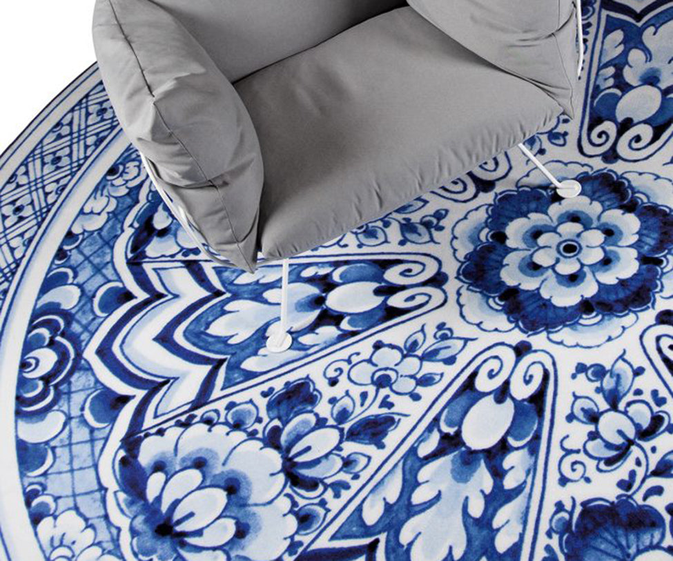 Moooi, Delft Blue Plate Rug