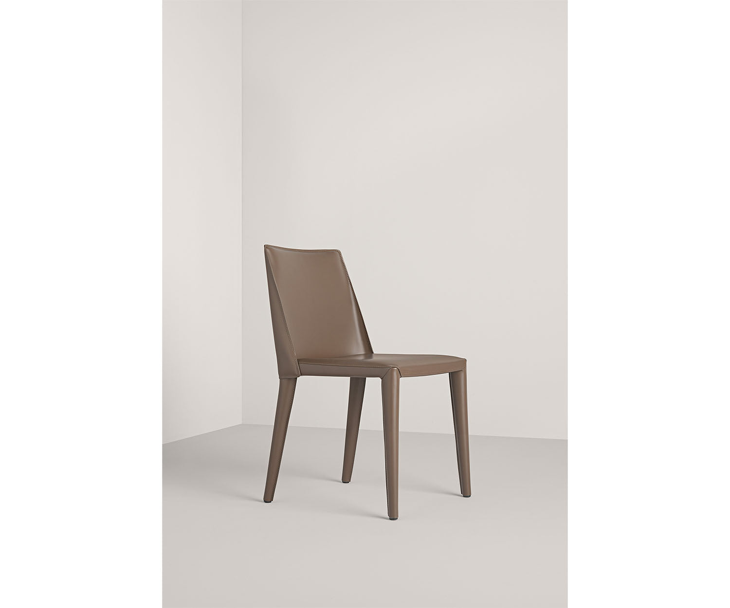 Frag, Dindi Dining Chair