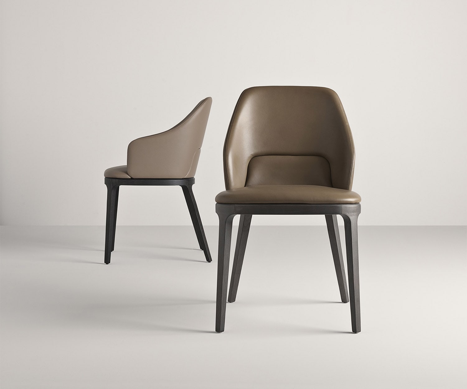 Frag, Doa P Dining Armchair