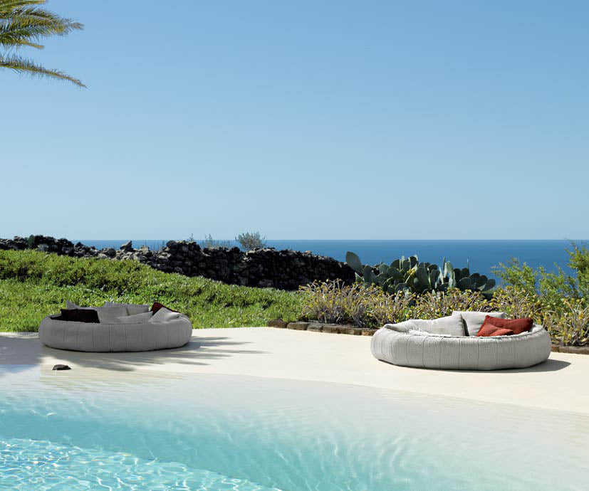 Paola Lenti, Ease Outdoor Sofa